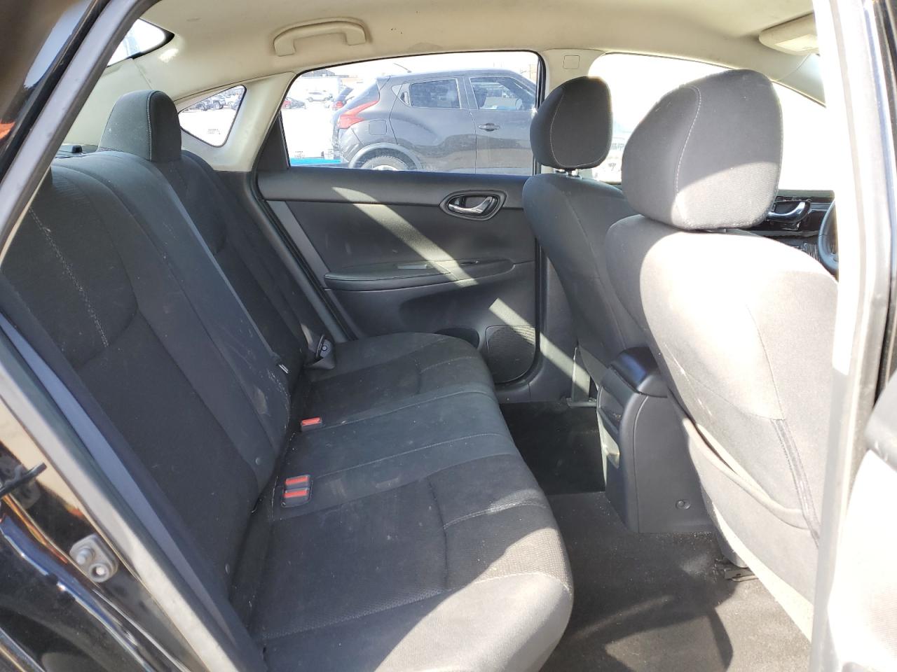2018 NISSAN SENTRA S photo 19