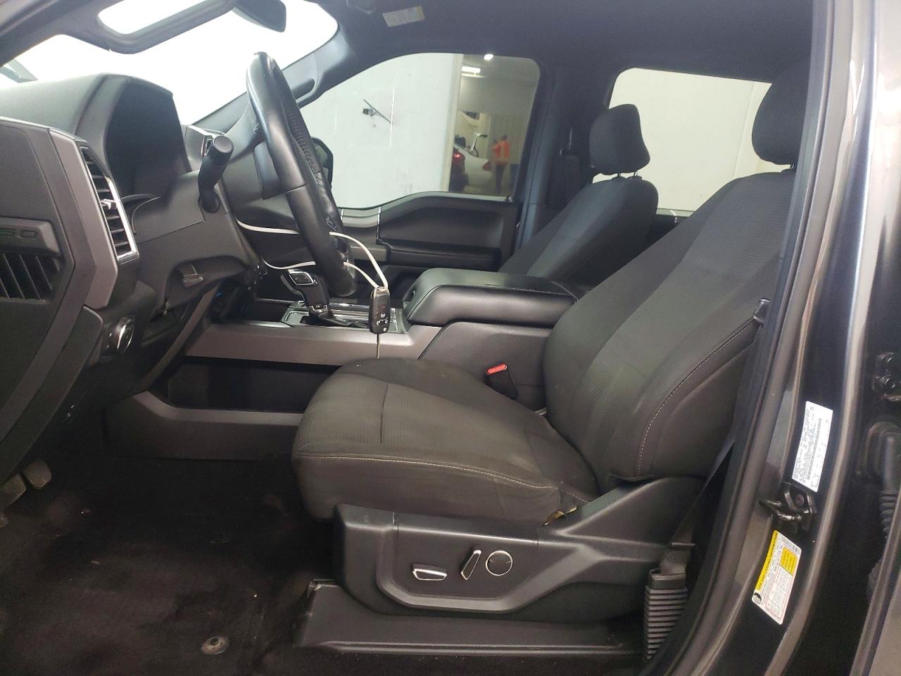 2017 FORD F150 SUPERCREW photo 13