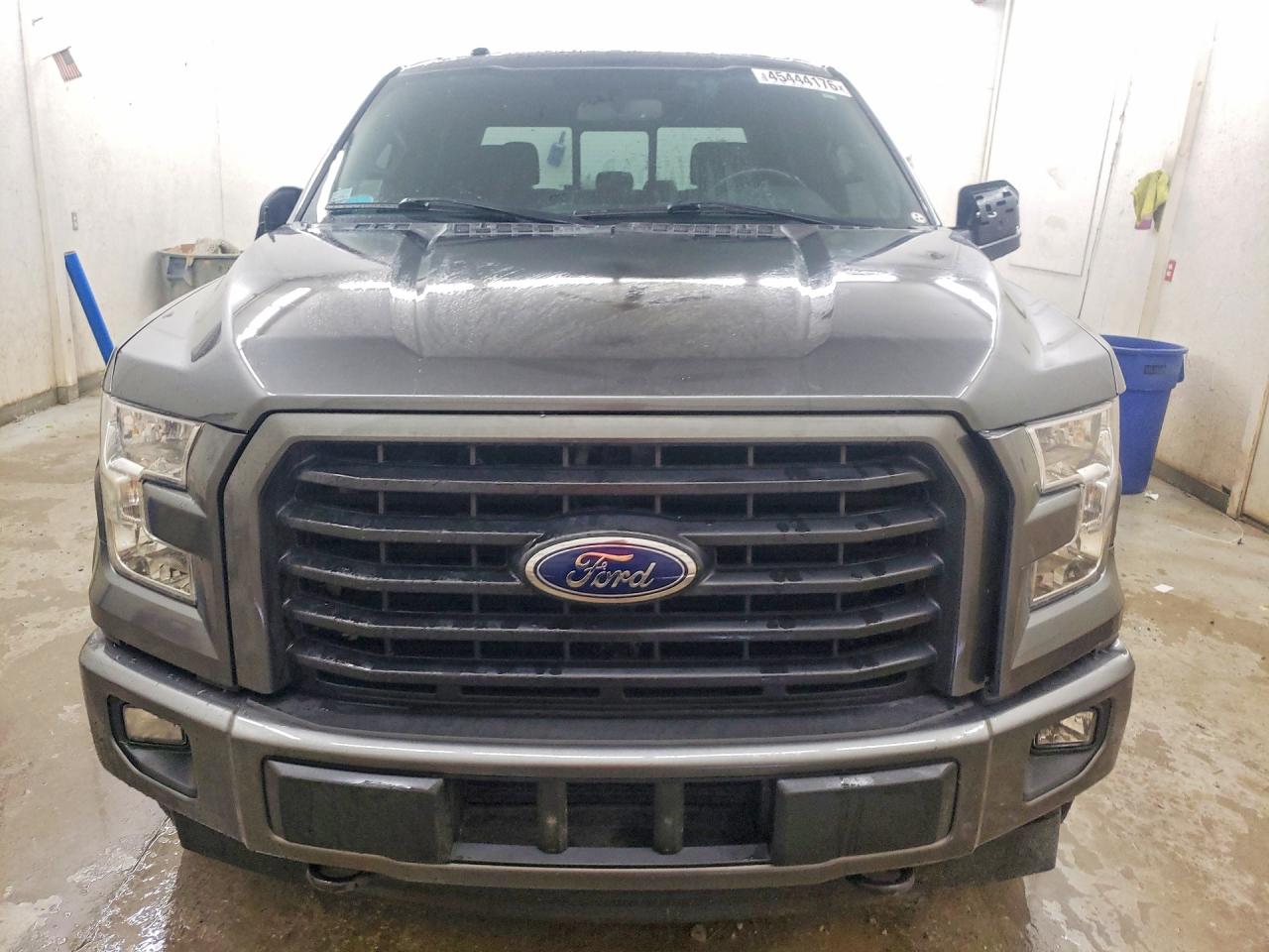 2017 FORD F150 SUPERCREW photo 9