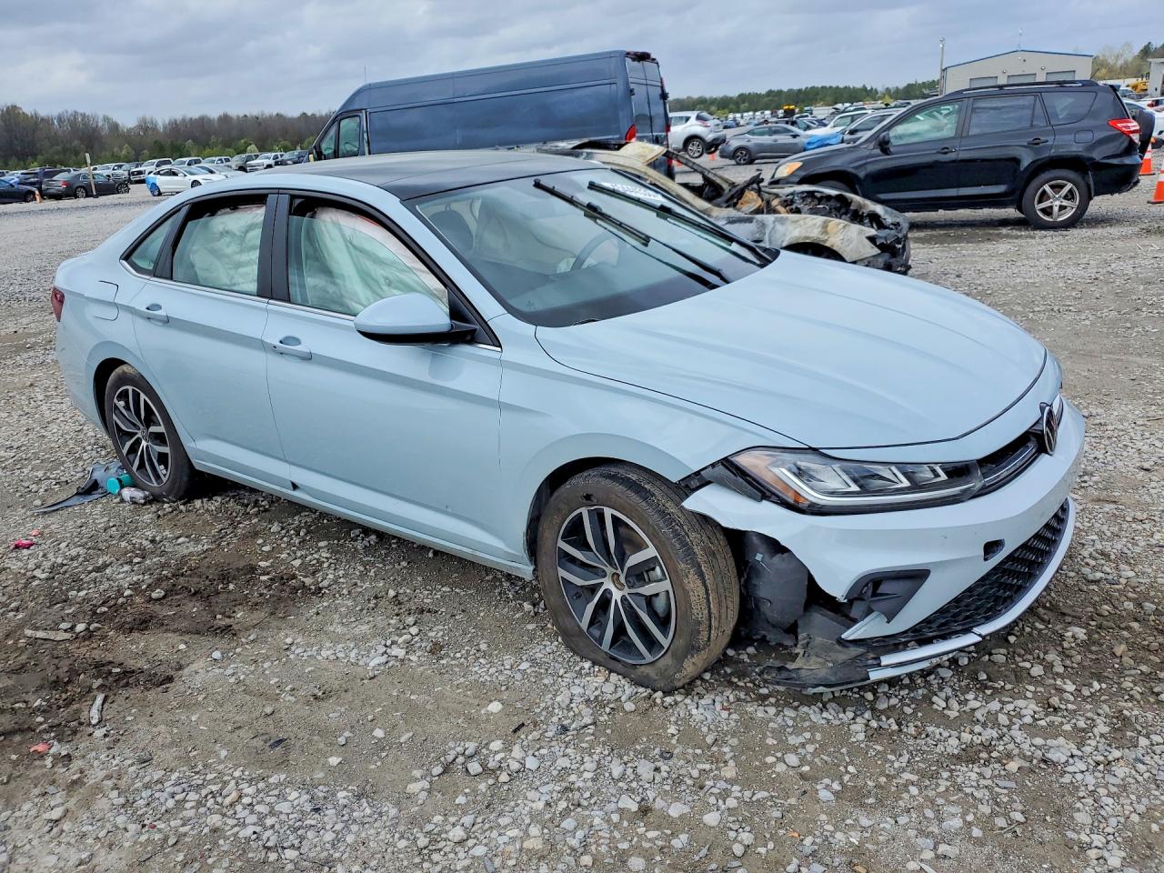 2025 VOLKSWAGEN JETTA SE photo 4