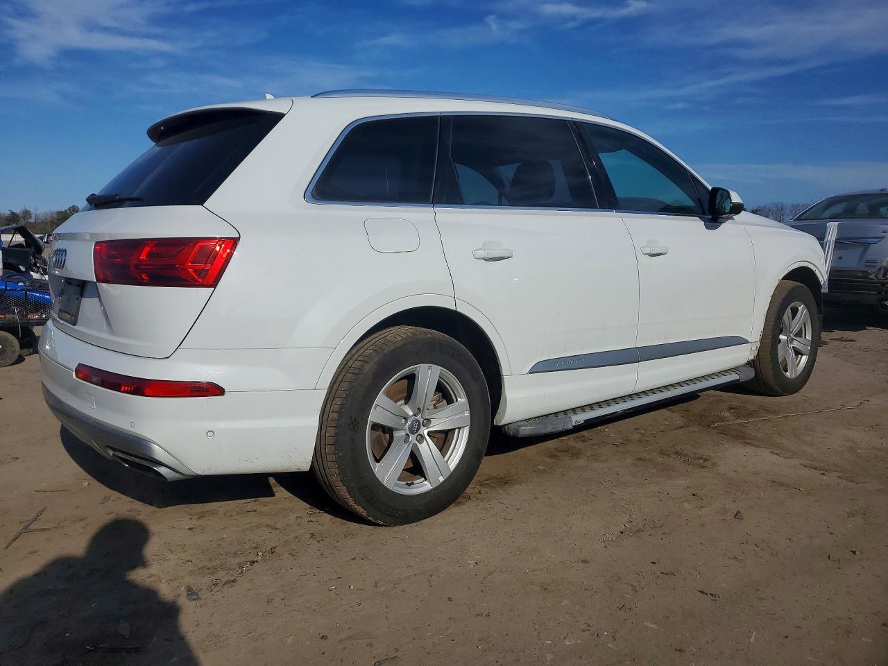 2019 AUDI Q7 photo 9