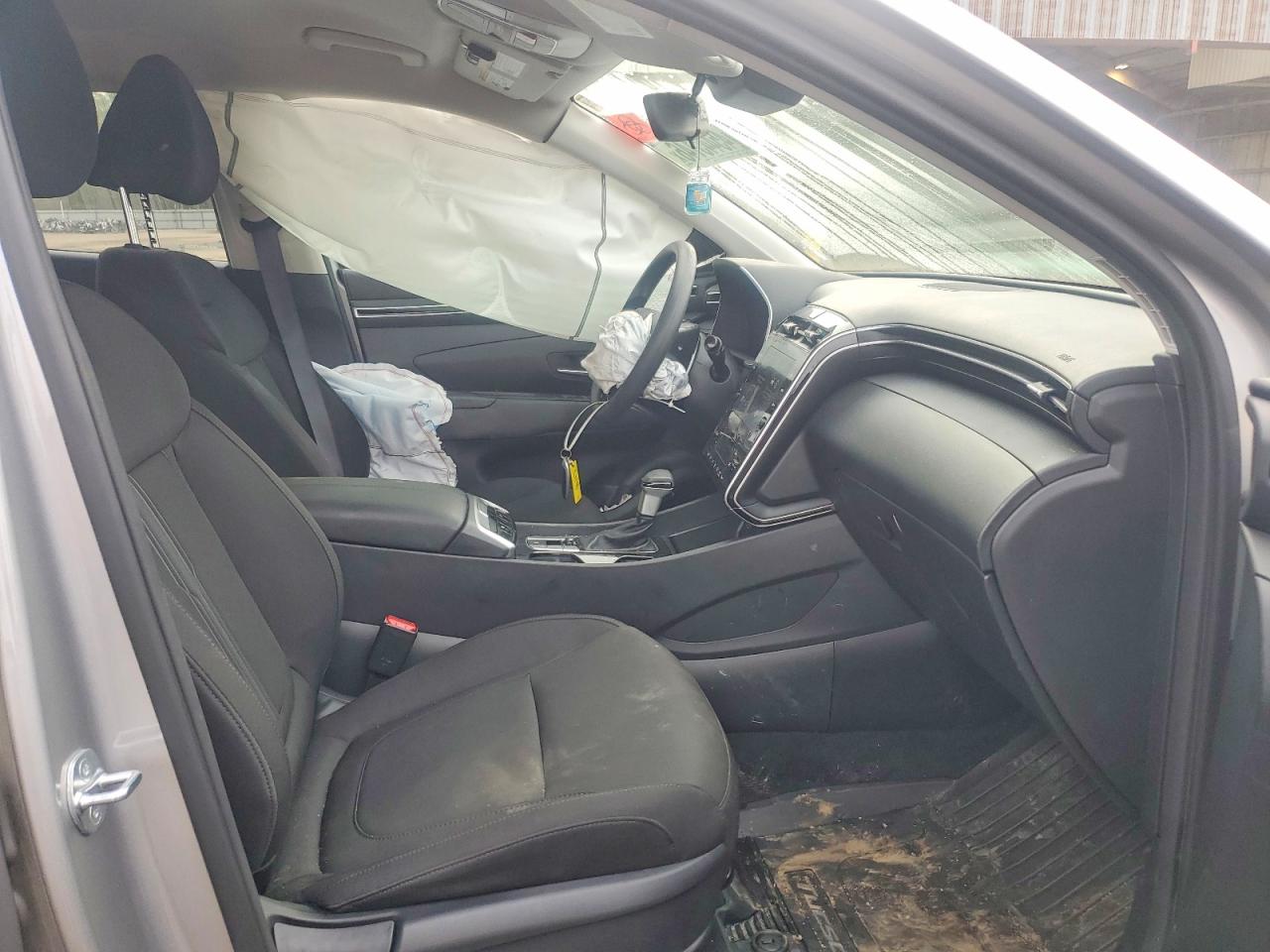 2024 HYUNDAI TUCSON SEL photo 13