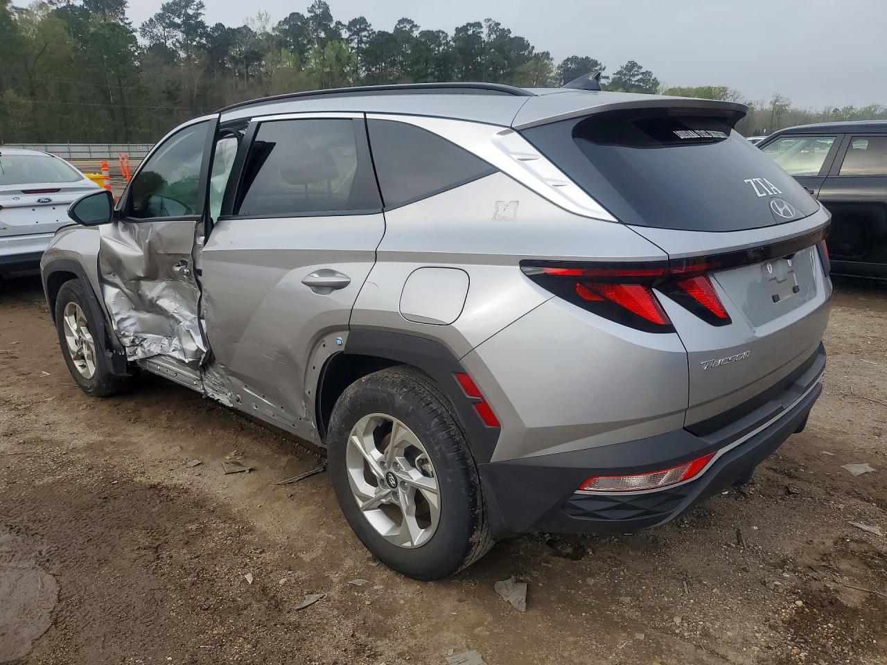 2024 HYUNDAI TUCSON SEL photo 3
