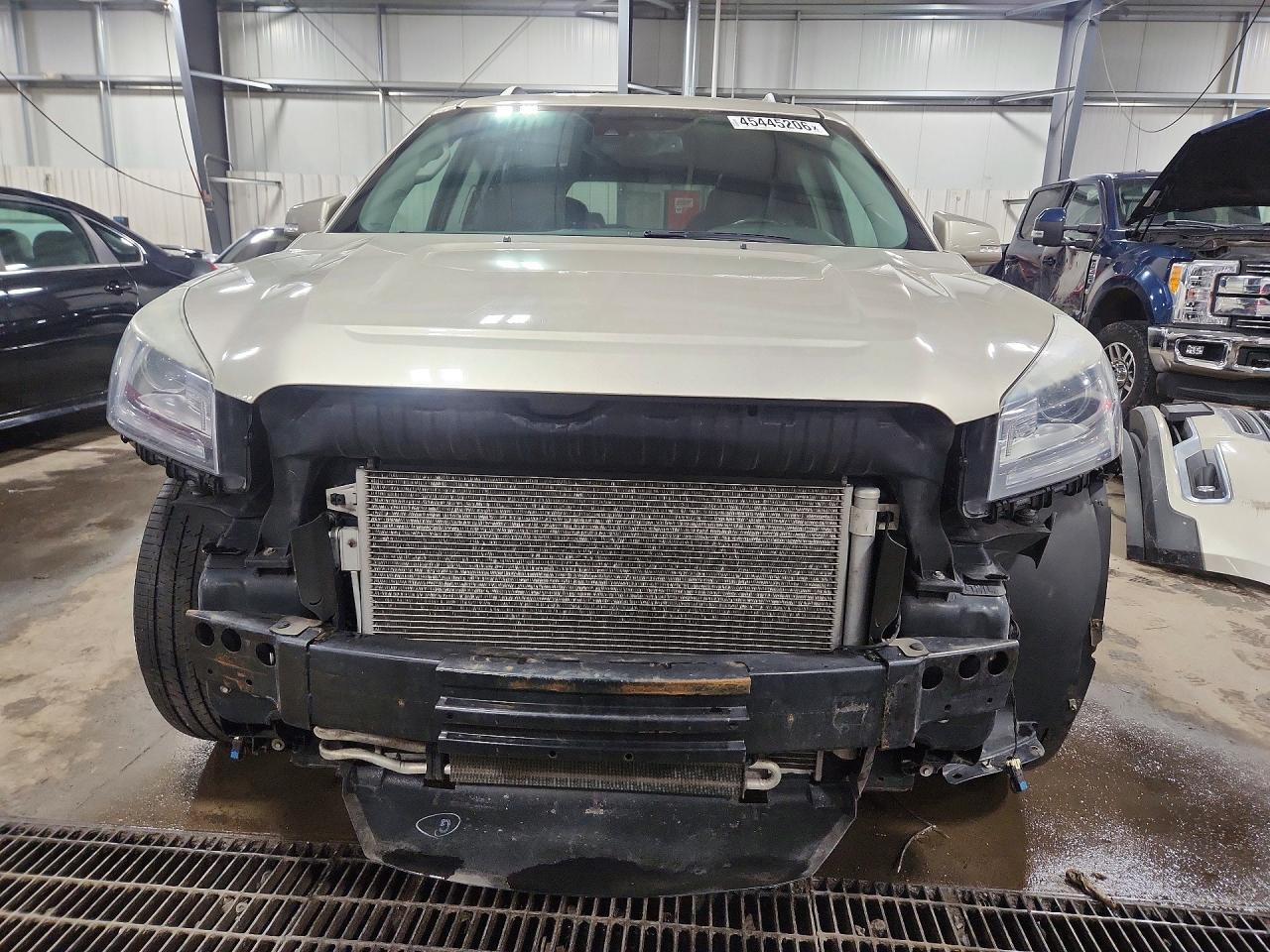 2015 GMC ACADIA SLT-1 photo 13