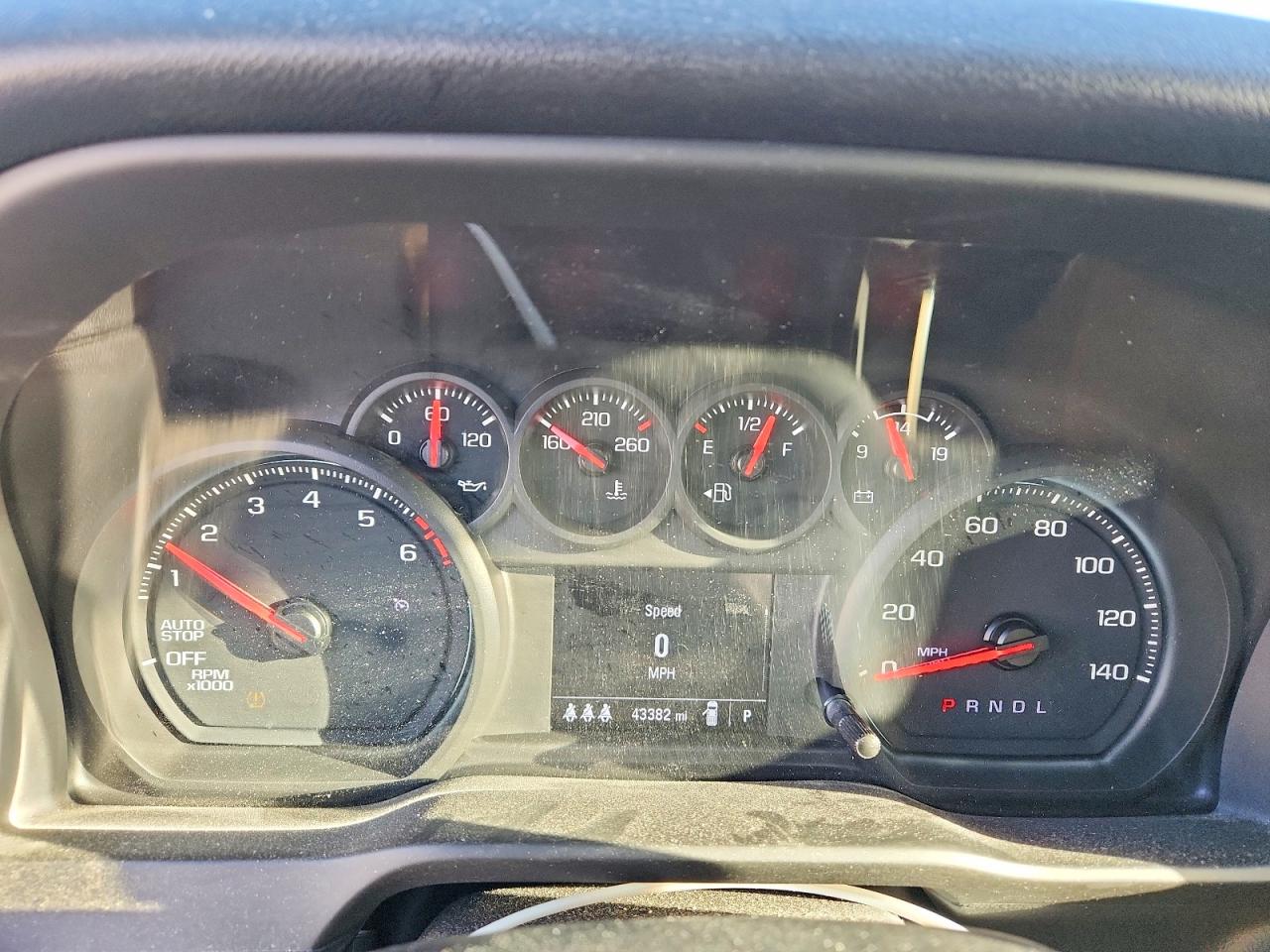 2024 CHEVROLET SILVERADO K1500 CUSTOM photo 25