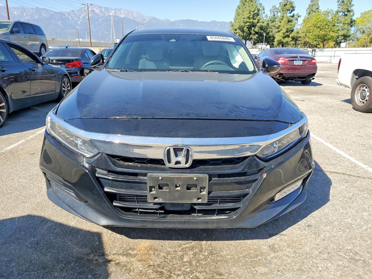 2018 HONDA ACCORD EX photo 9