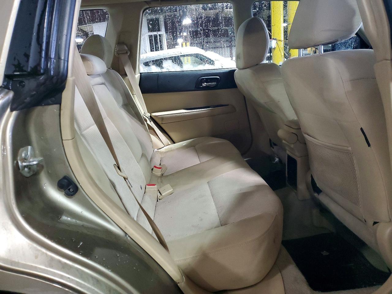 2008 SUBARU FORESTER photo 11