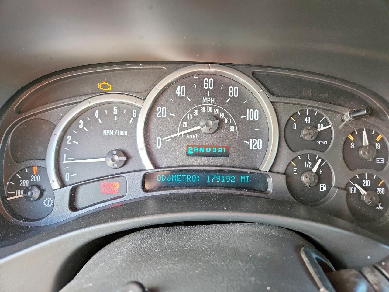 2004 CADILLAC ESCALADE EXT photo 9