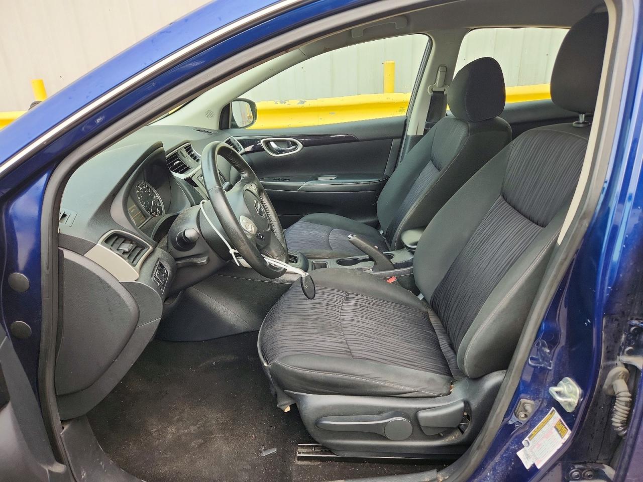2019 NISSAN SENTRA SV photo 7