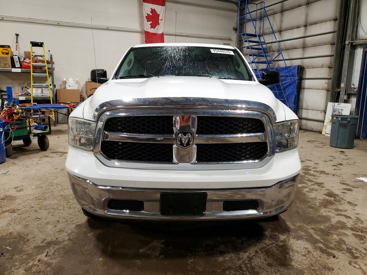 2014 RAM 1500 SLT photo 9