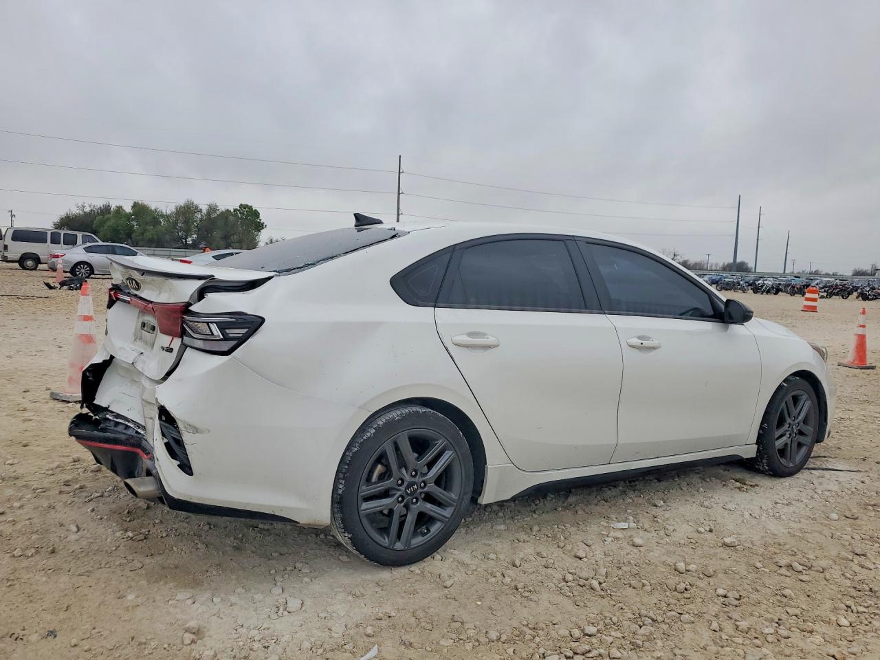 2021 KIA FORTE photo 5