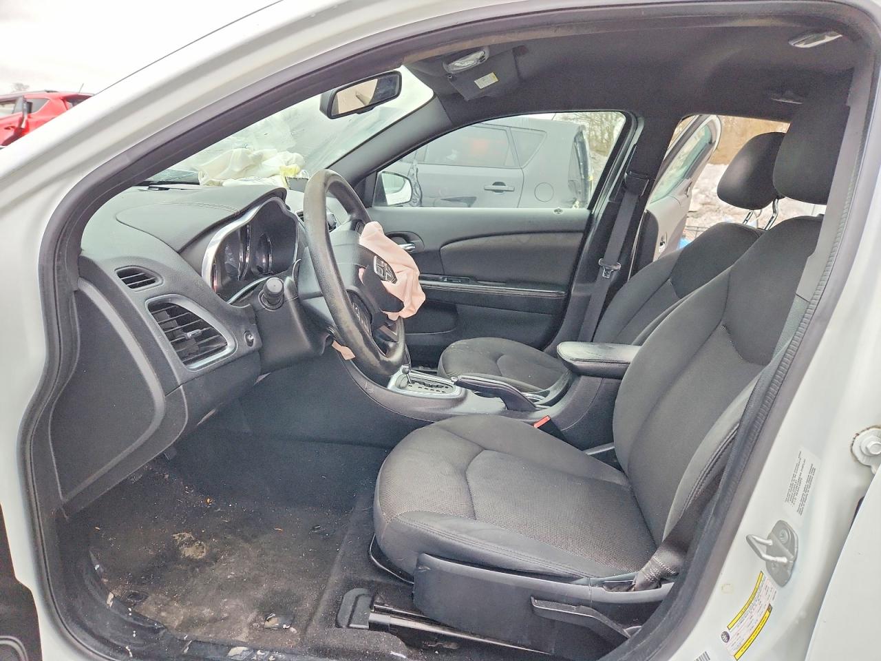 2014 DODGE AVENGER SE photo 7