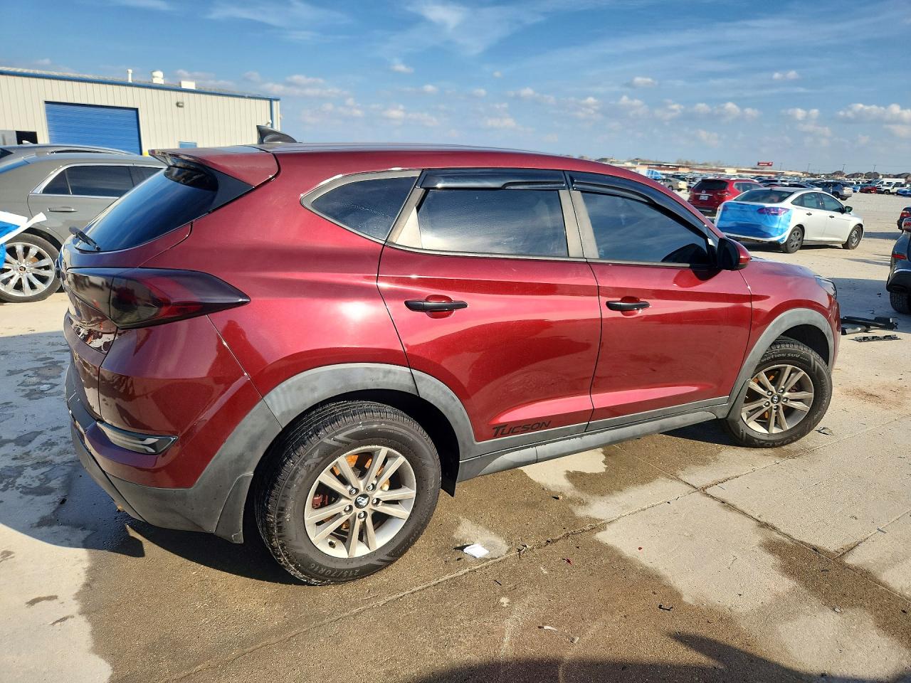 2017 HYUNDAI TUCSON SE photo 5