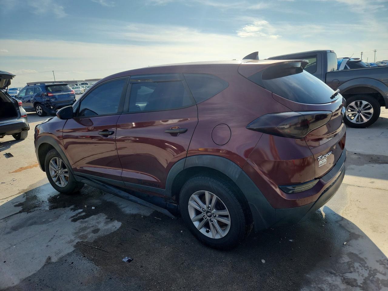 2017 HYUNDAI TUCSON SE photo 3