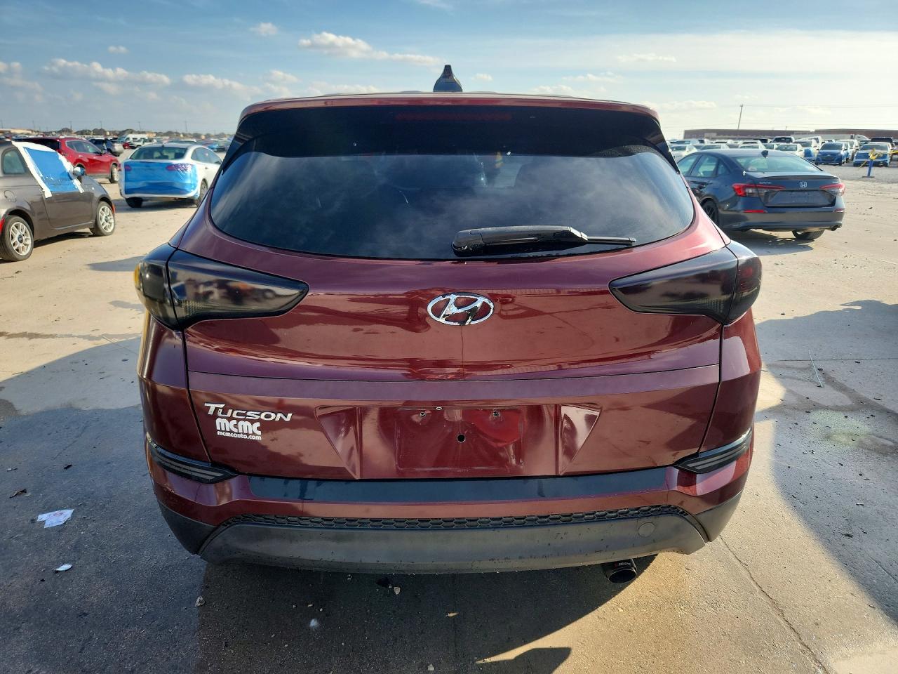 2017 HYUNDAI TUCSON SE photo 11