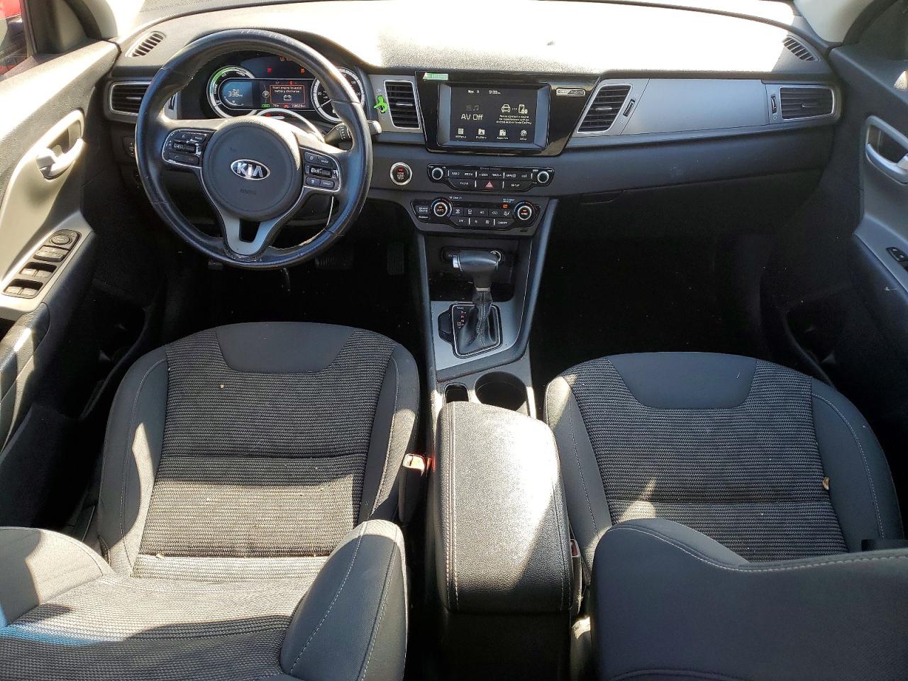 2018 KIA NIRO LX photo 8