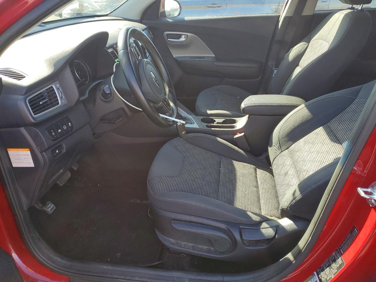 2018 KIA NIRO LX photo 7