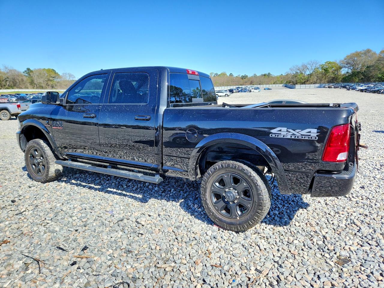 2018 RAM 2500 SLT photo 4