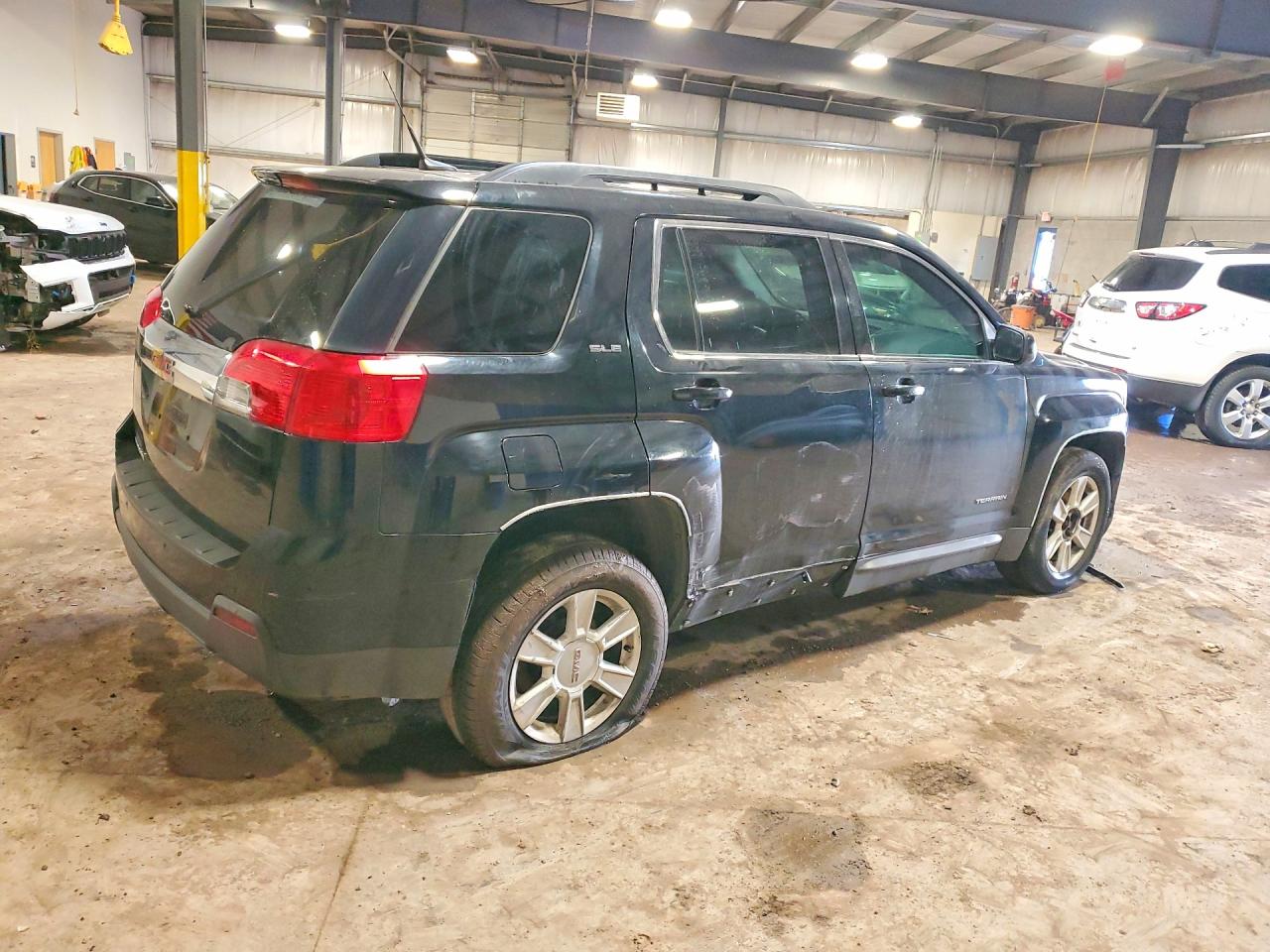 2013 GMC TERRAIN SLE photo 5