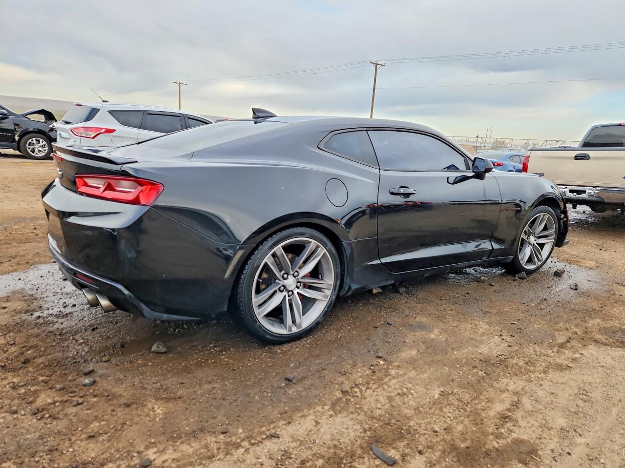 2017 CHEVROLET CAMARO LT photo 3