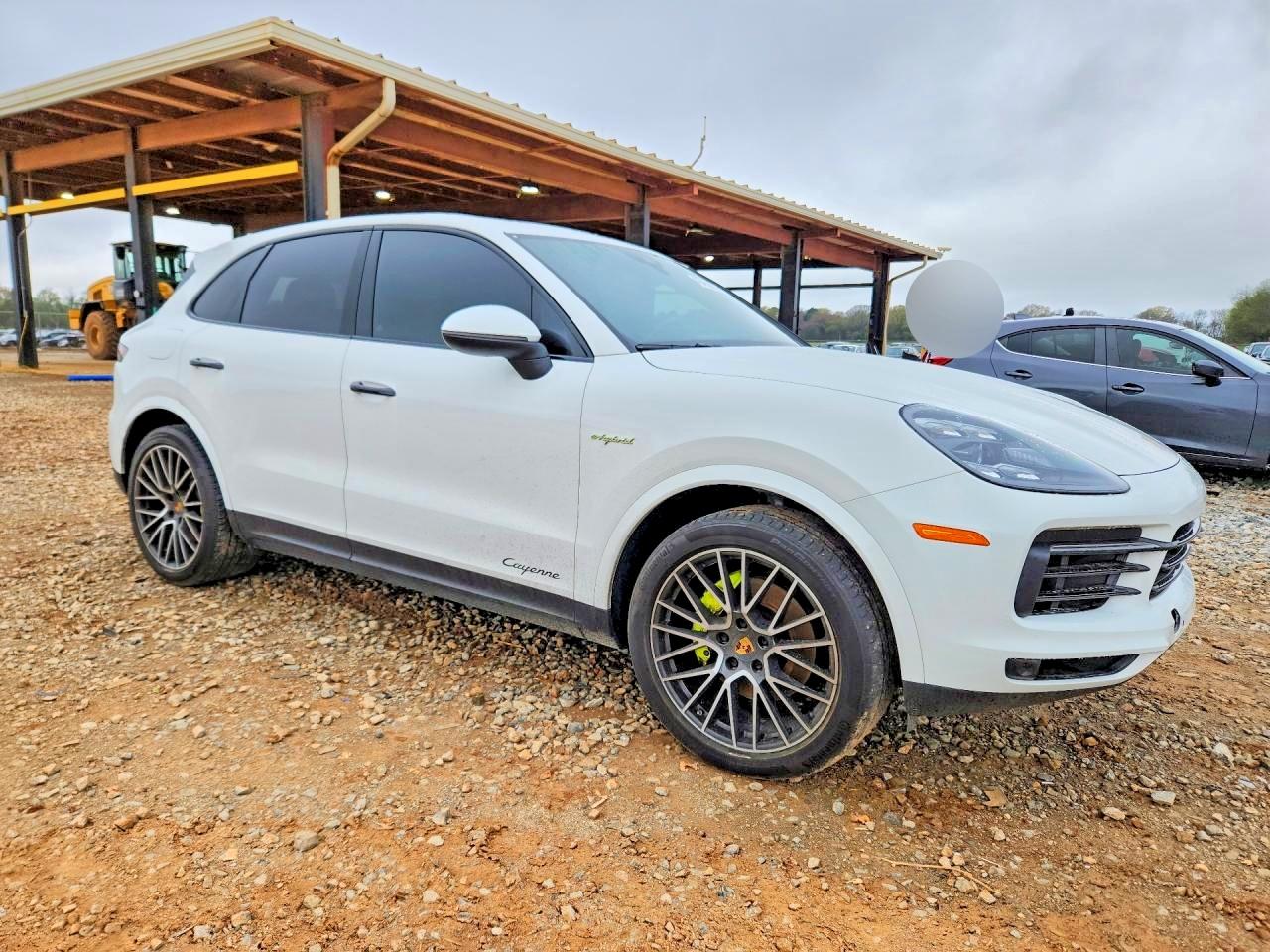 2021 PORSCHE CAYENNE E-HYBRID photo 7