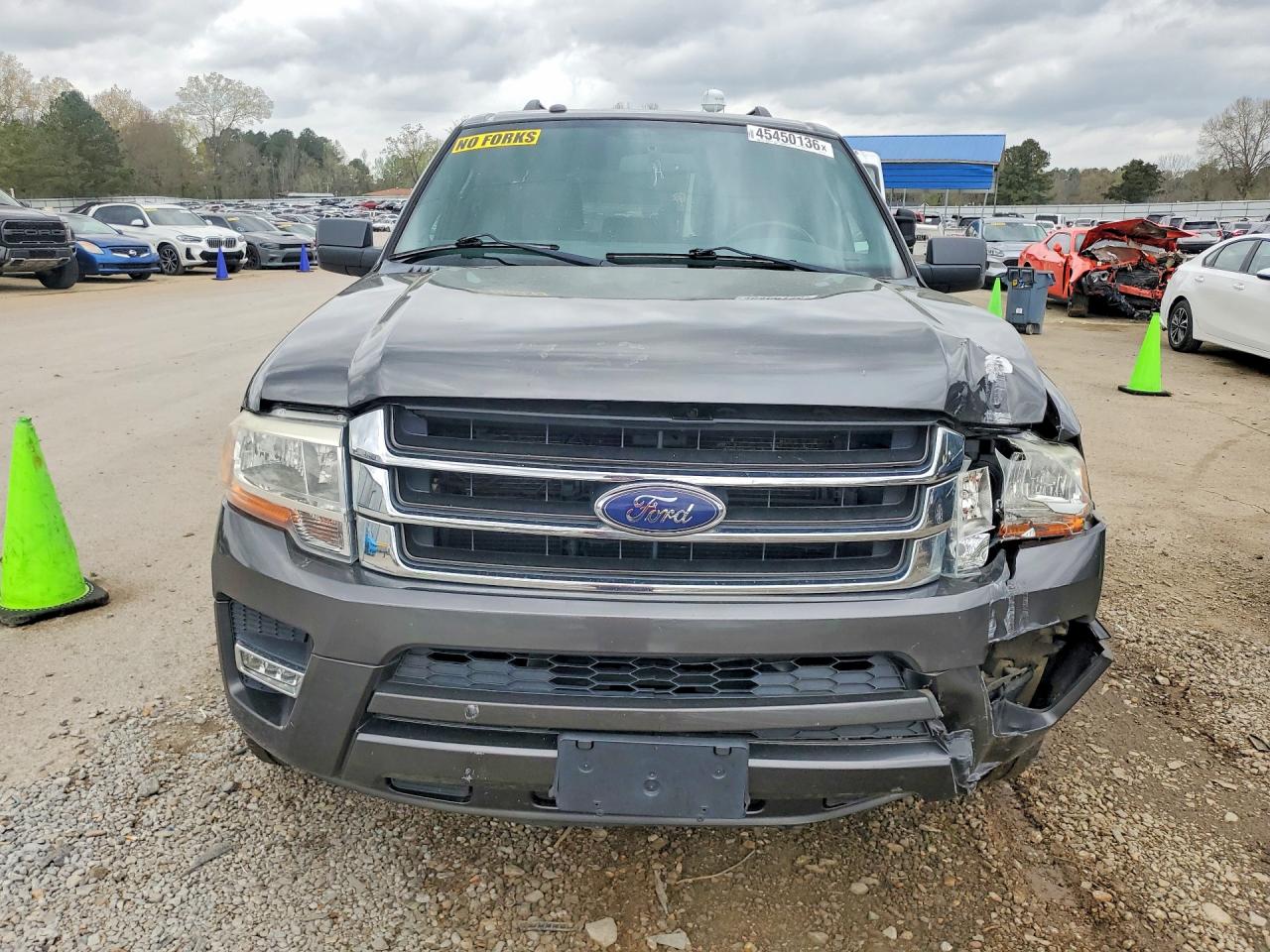 2017 FORD EXPEDITION EL XLT photo 9