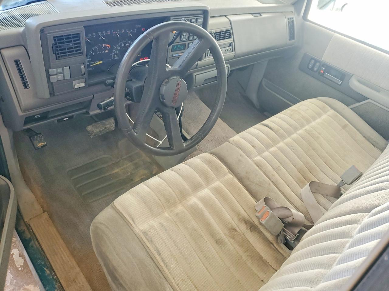 1994 CHEVROLET GMT-400 K2500 photo 15