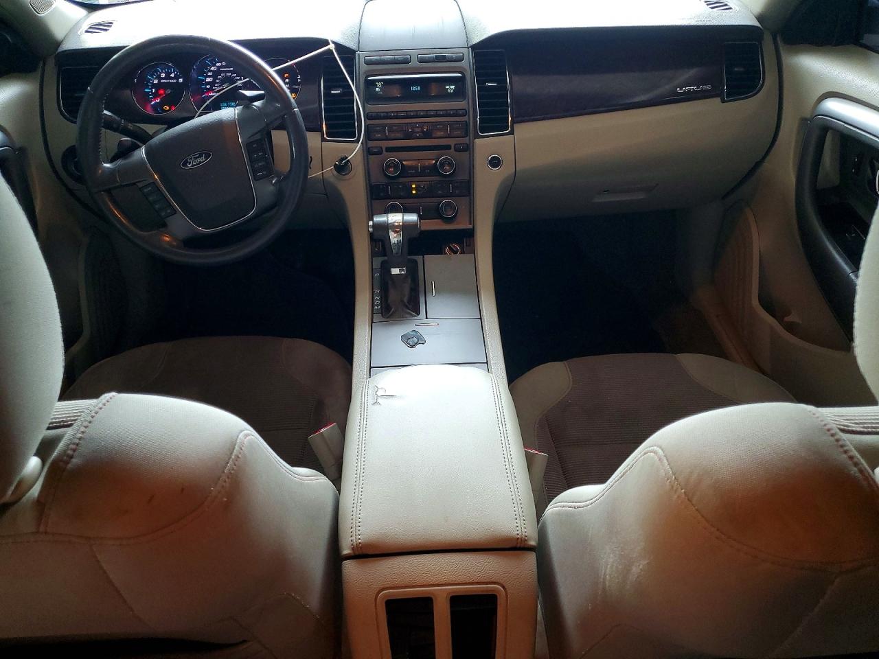 2010 FORD TAURUS SEL photo 8