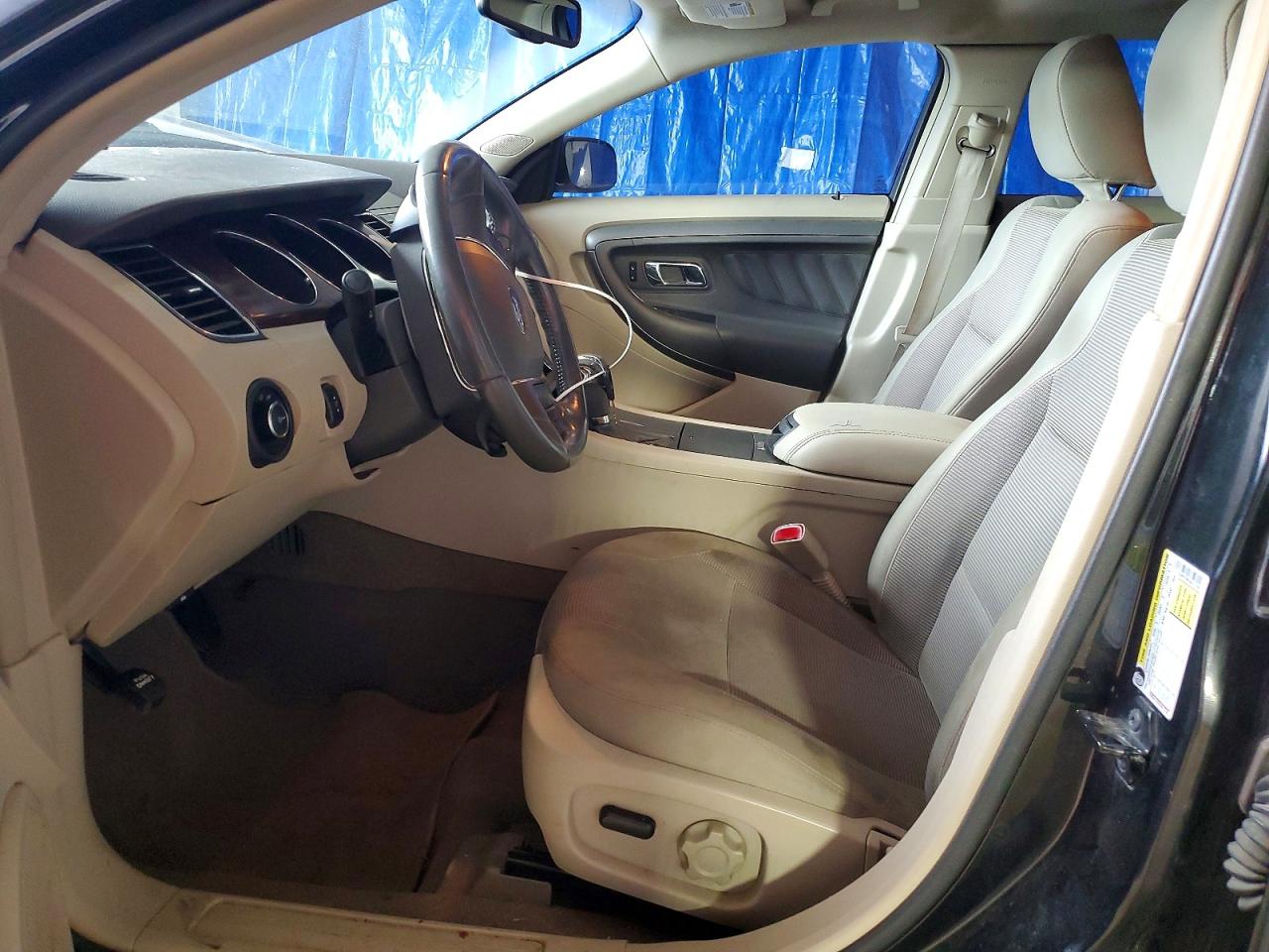 2010 FORD TAURUS SEL photo 7