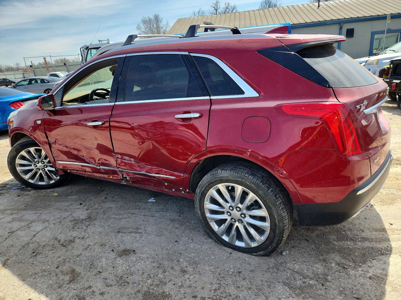 2019 CADILLAC XT5 PLATINUM photo 3