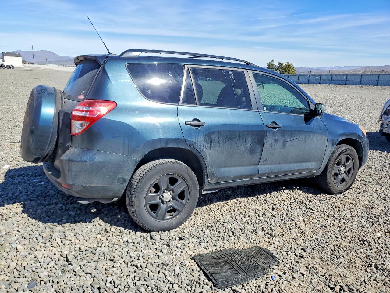 2009 TOYOTA RAV4 BASE photo 3