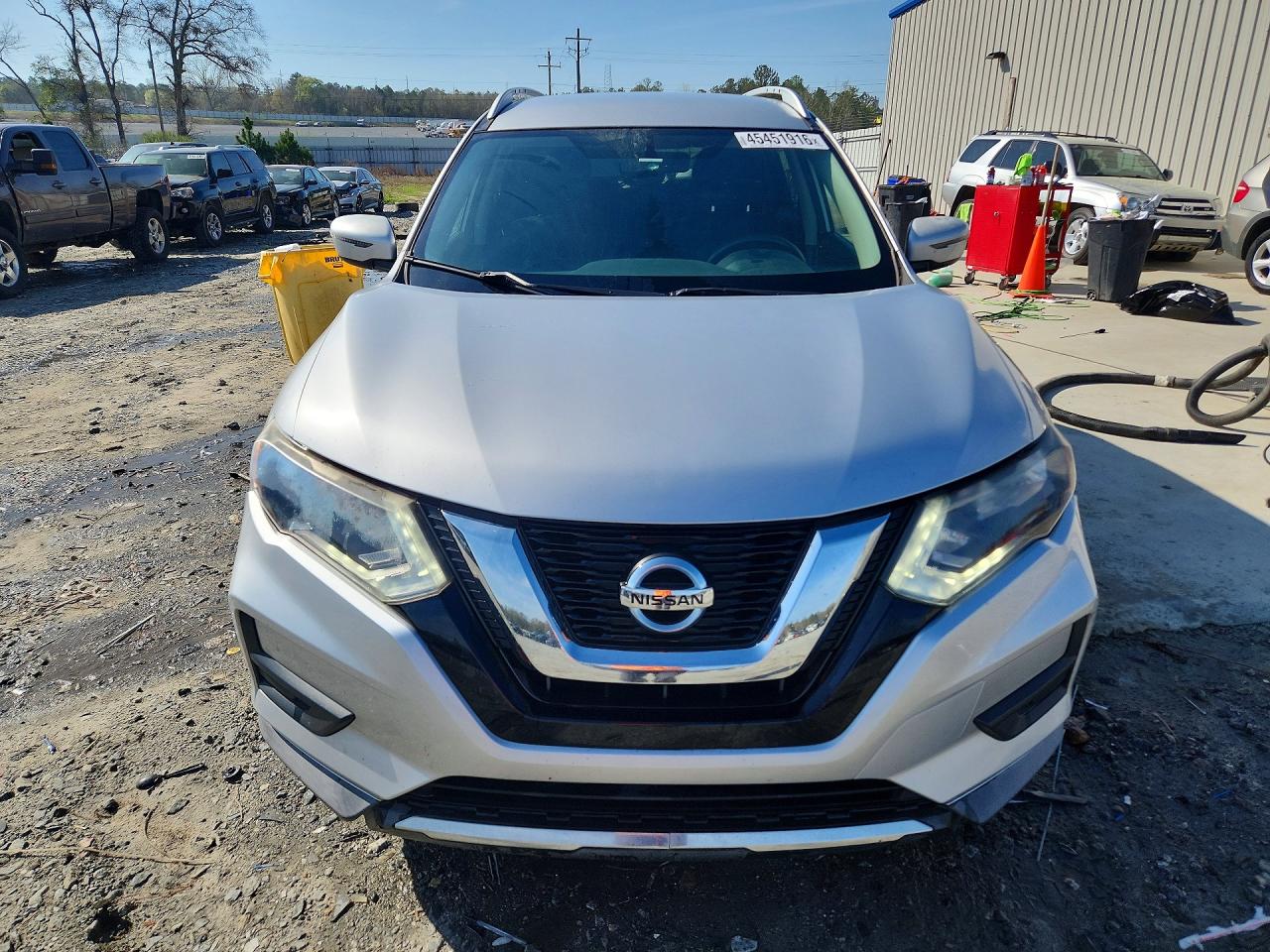 2017 NISSAN ROGUE SV photo 9