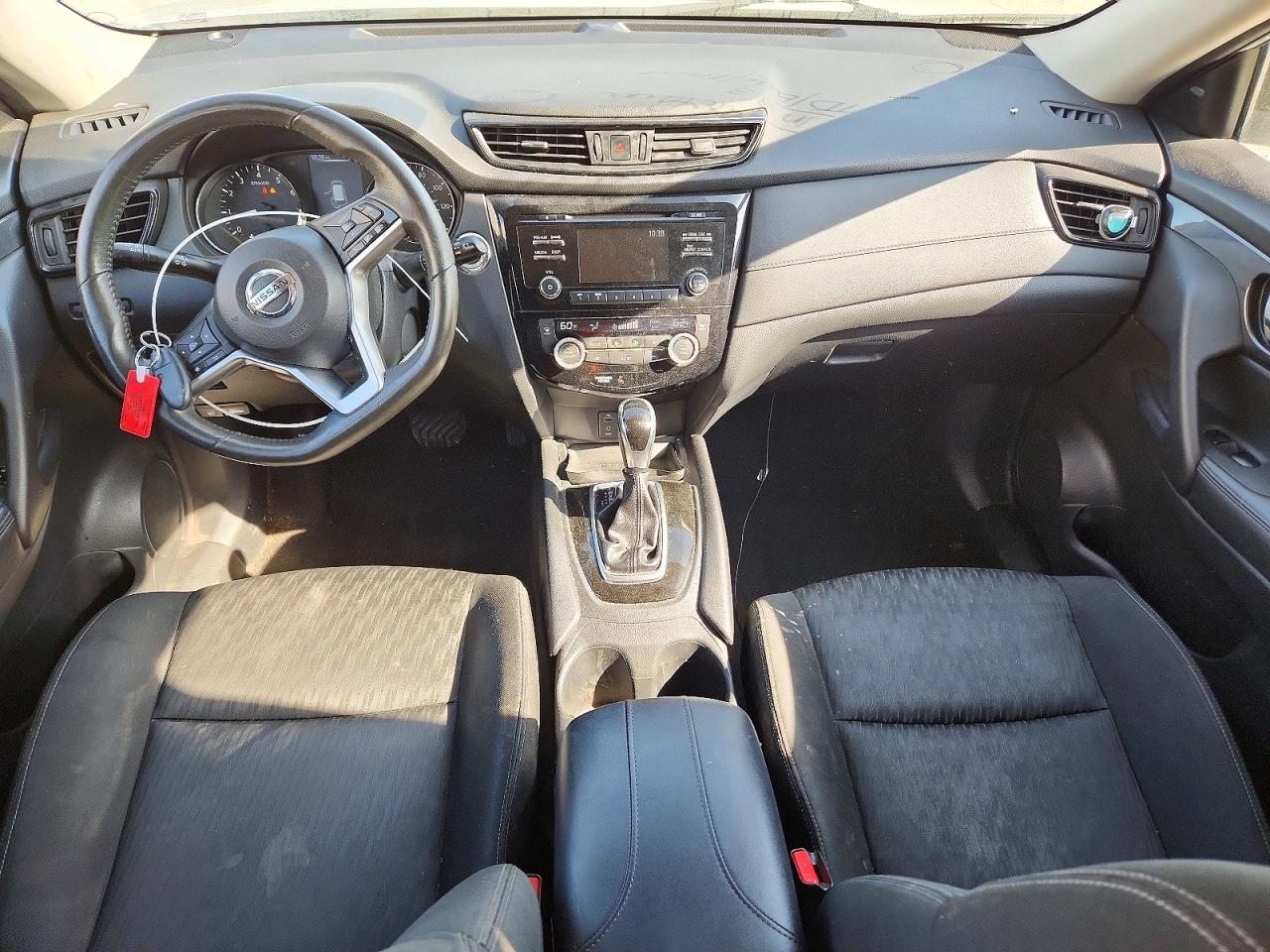 2017 NISSAN ROGUE SV photo 15