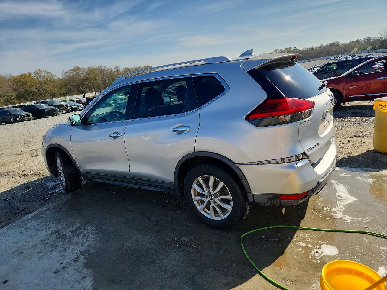 2017 NISSAN ROGUE SV photo 3