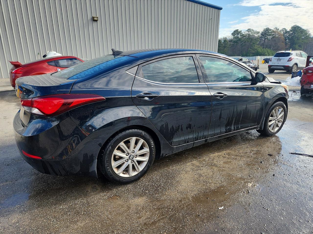 2015 HYUNDAI ELANTRA SE photo 5
