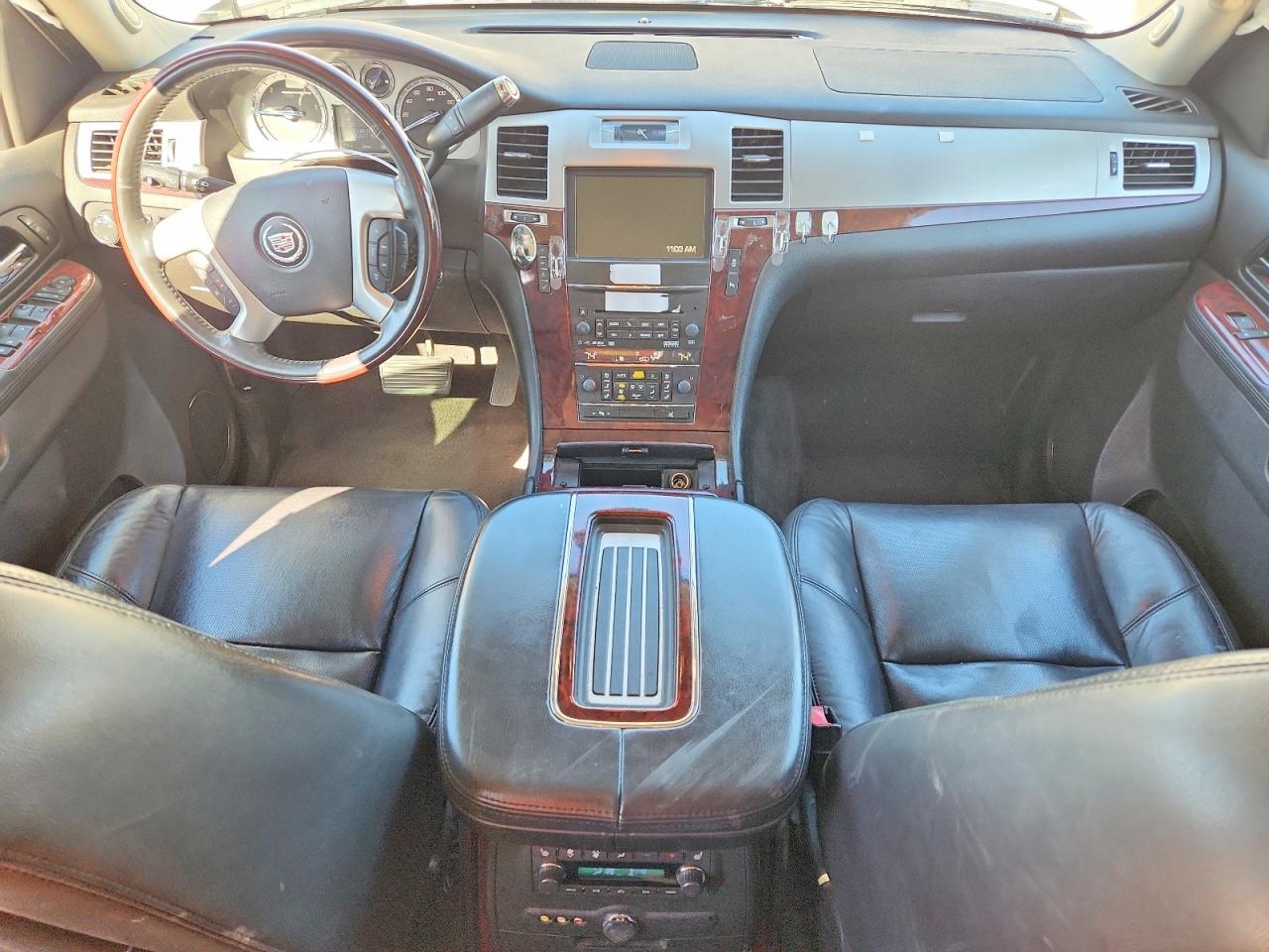 2012 CADILLAC ESCALADE LUXURY photo 22