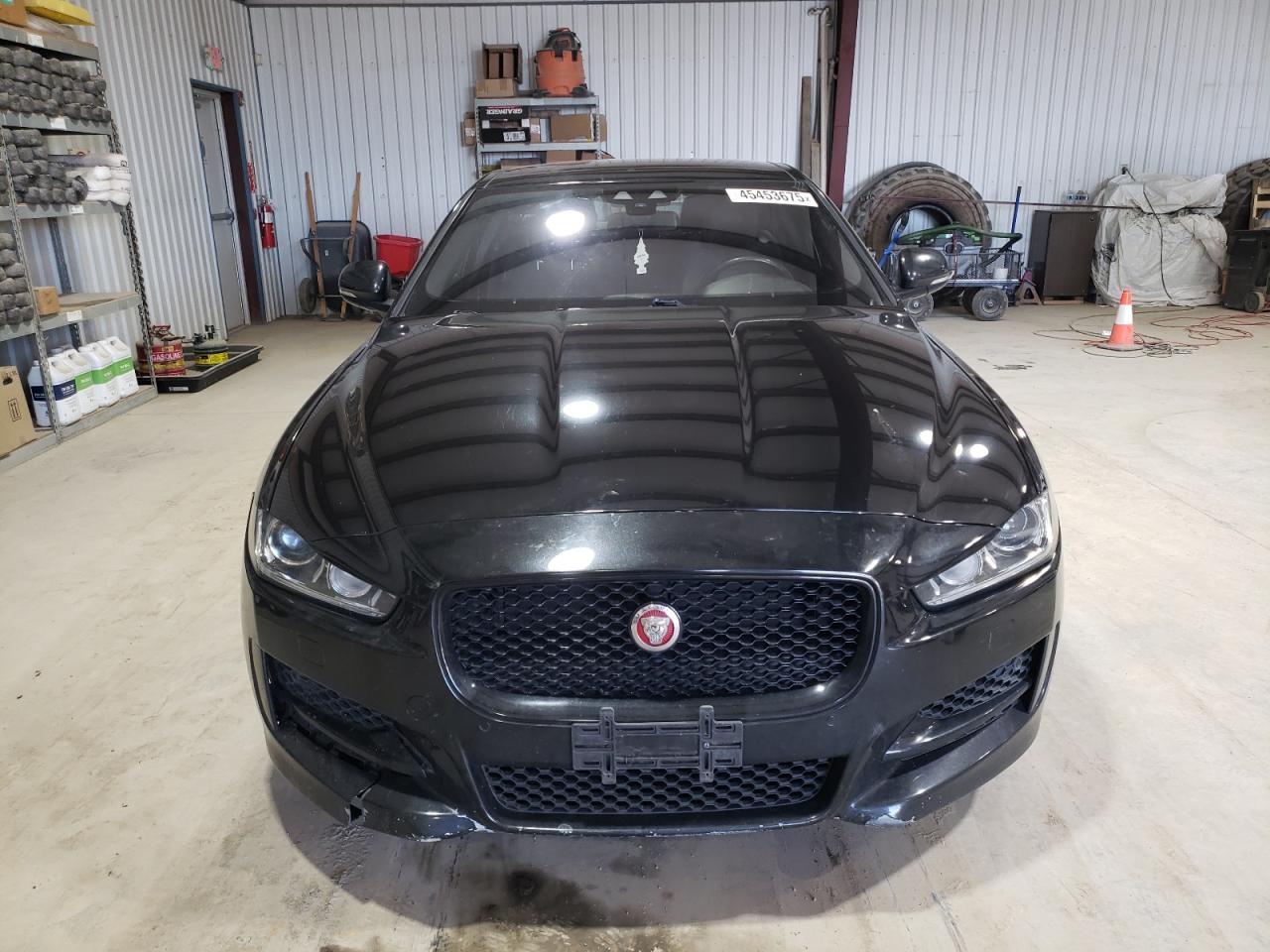 2017 JAGUAR XE photo 13