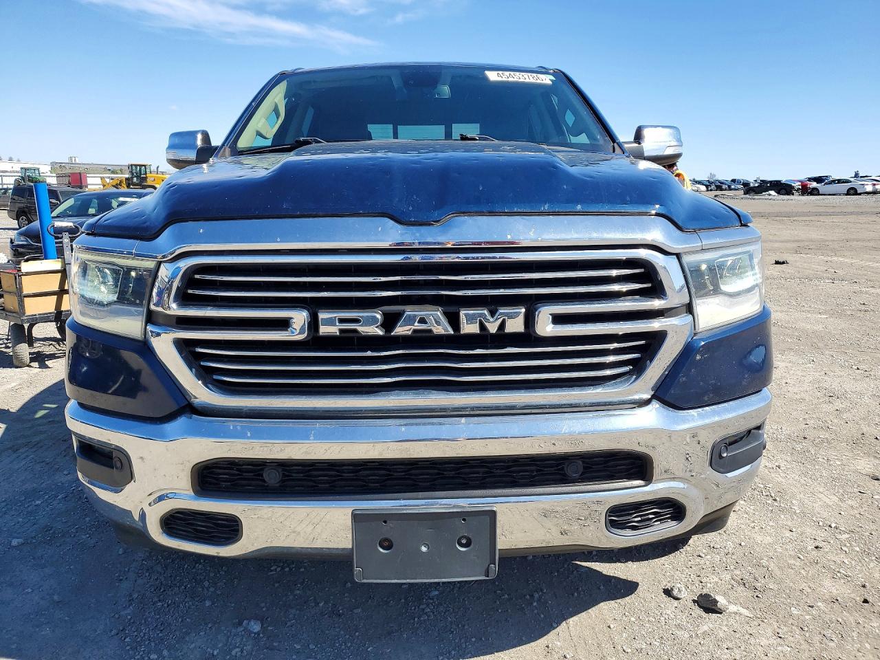 2019 RAM 1500 LARAMIE photo 9