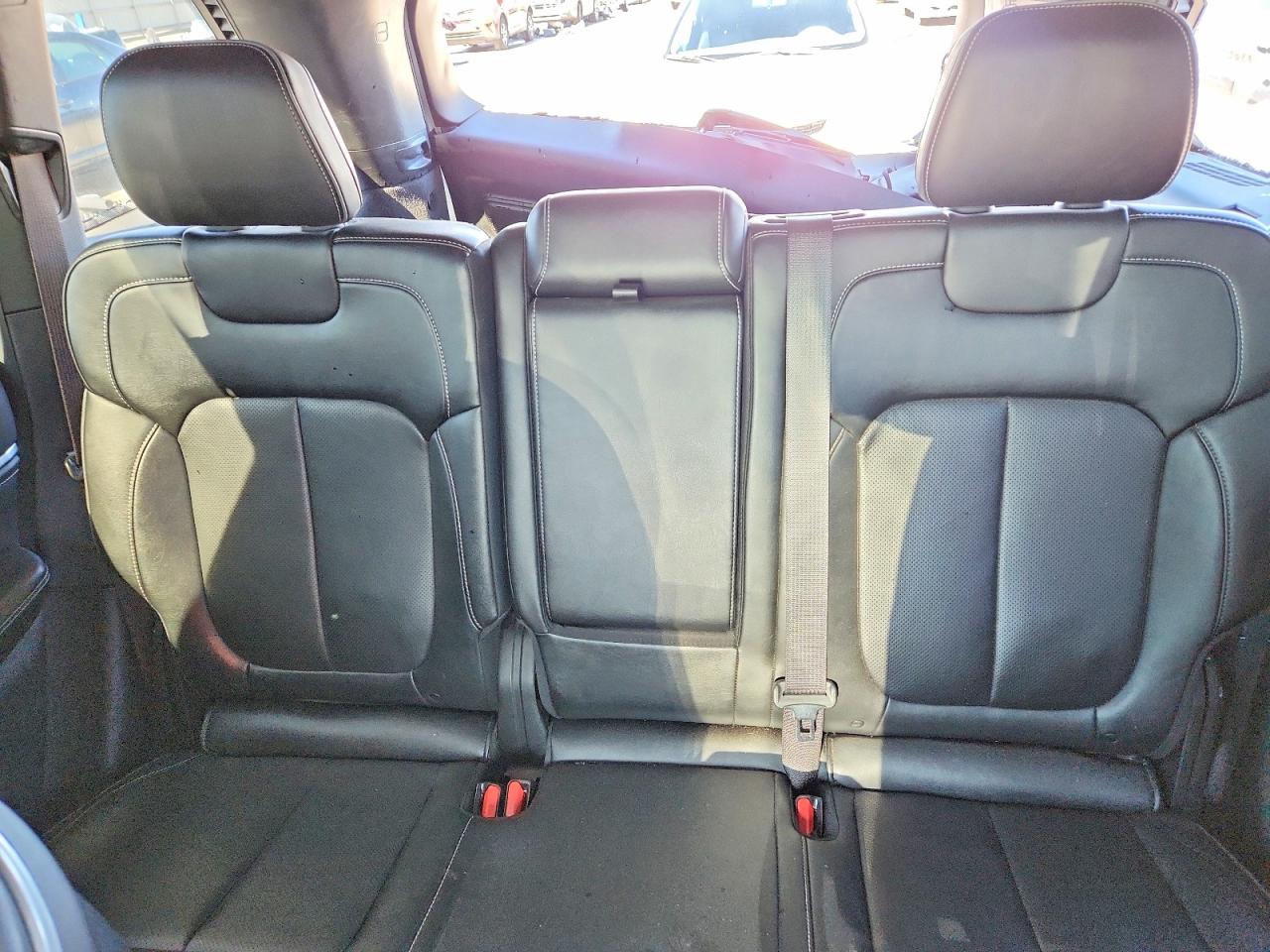 2023 JEEP GRAND CHEROKEE OVERLAND 4XE photo 19