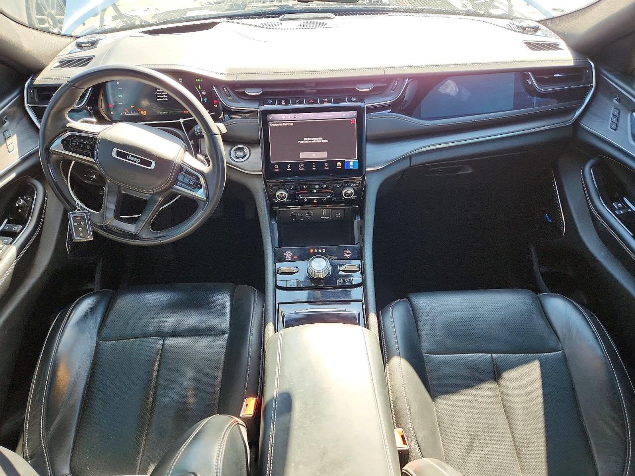 2023 JEEP GRAND CHEROKEE OVERLAND 4XE photo 15