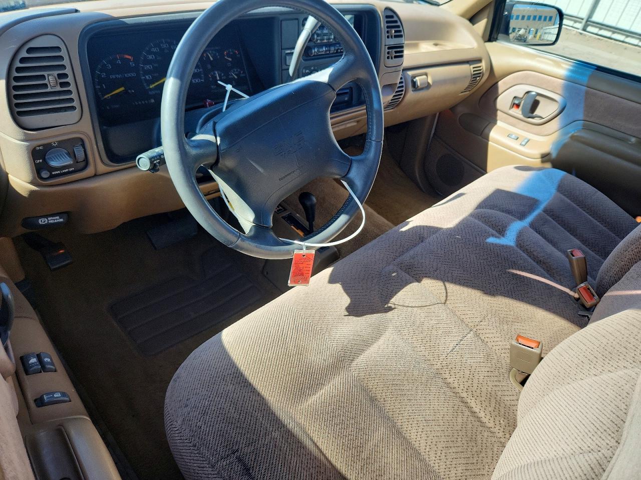 1995 GMC SIERRA K1500 photo 8