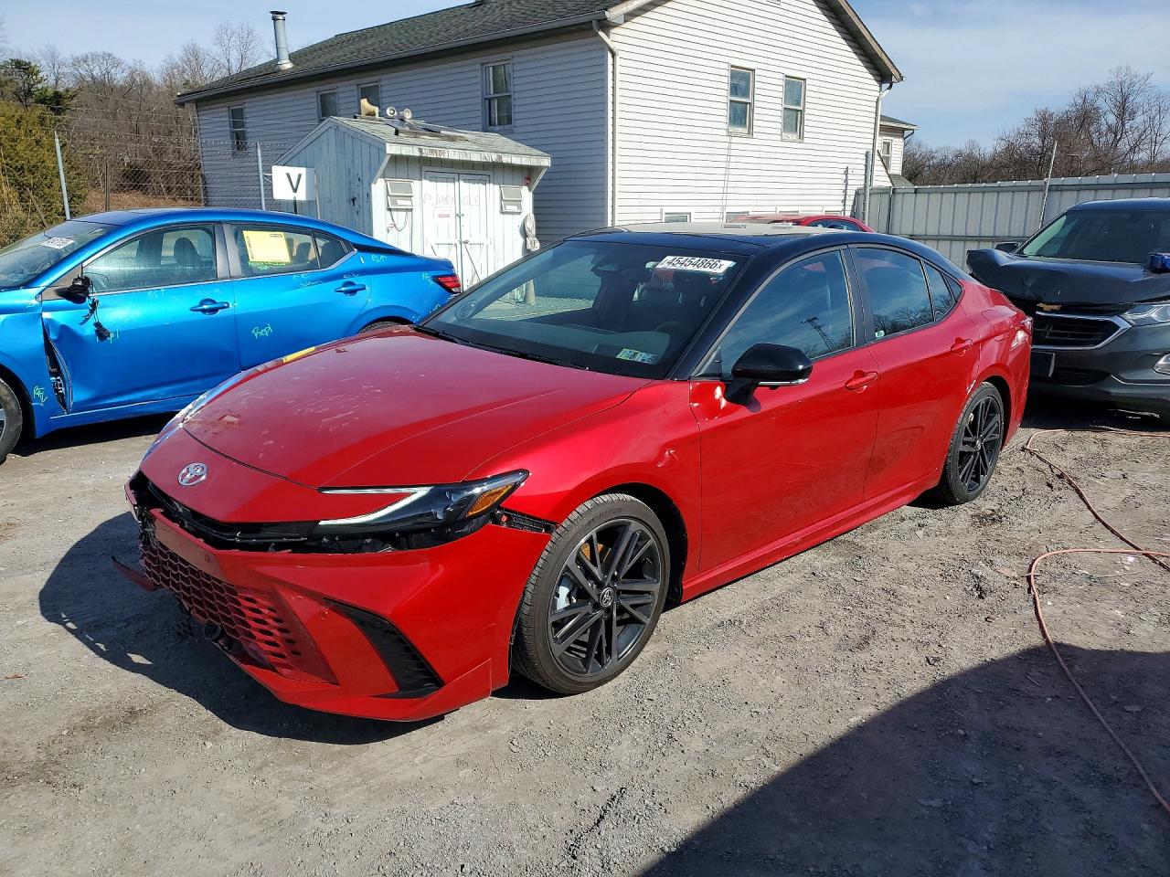 2025 TOYOTA CAMRY