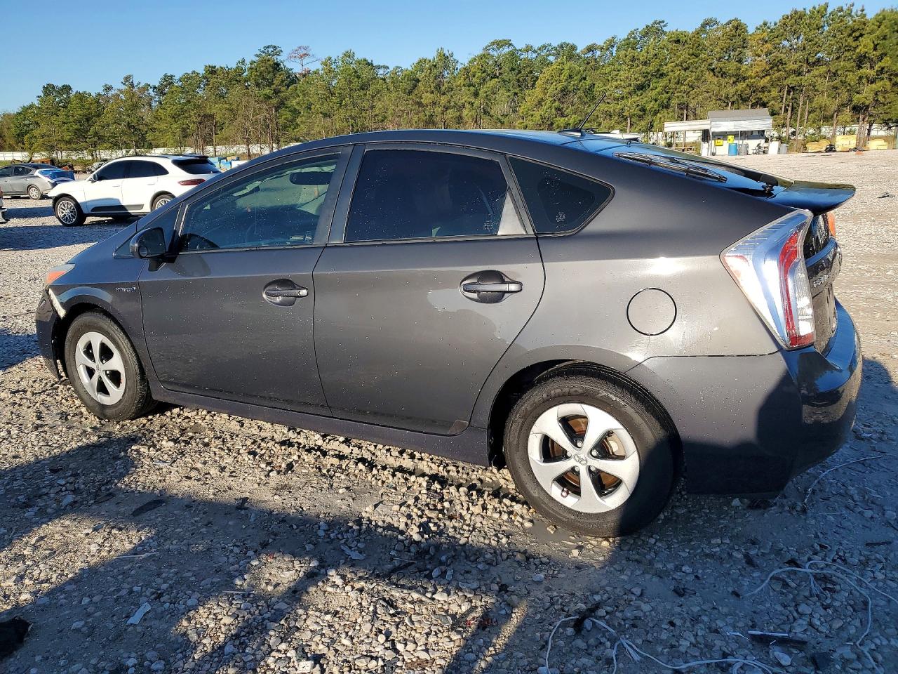 2015 TOYOTA PRIUS THREE photo 2