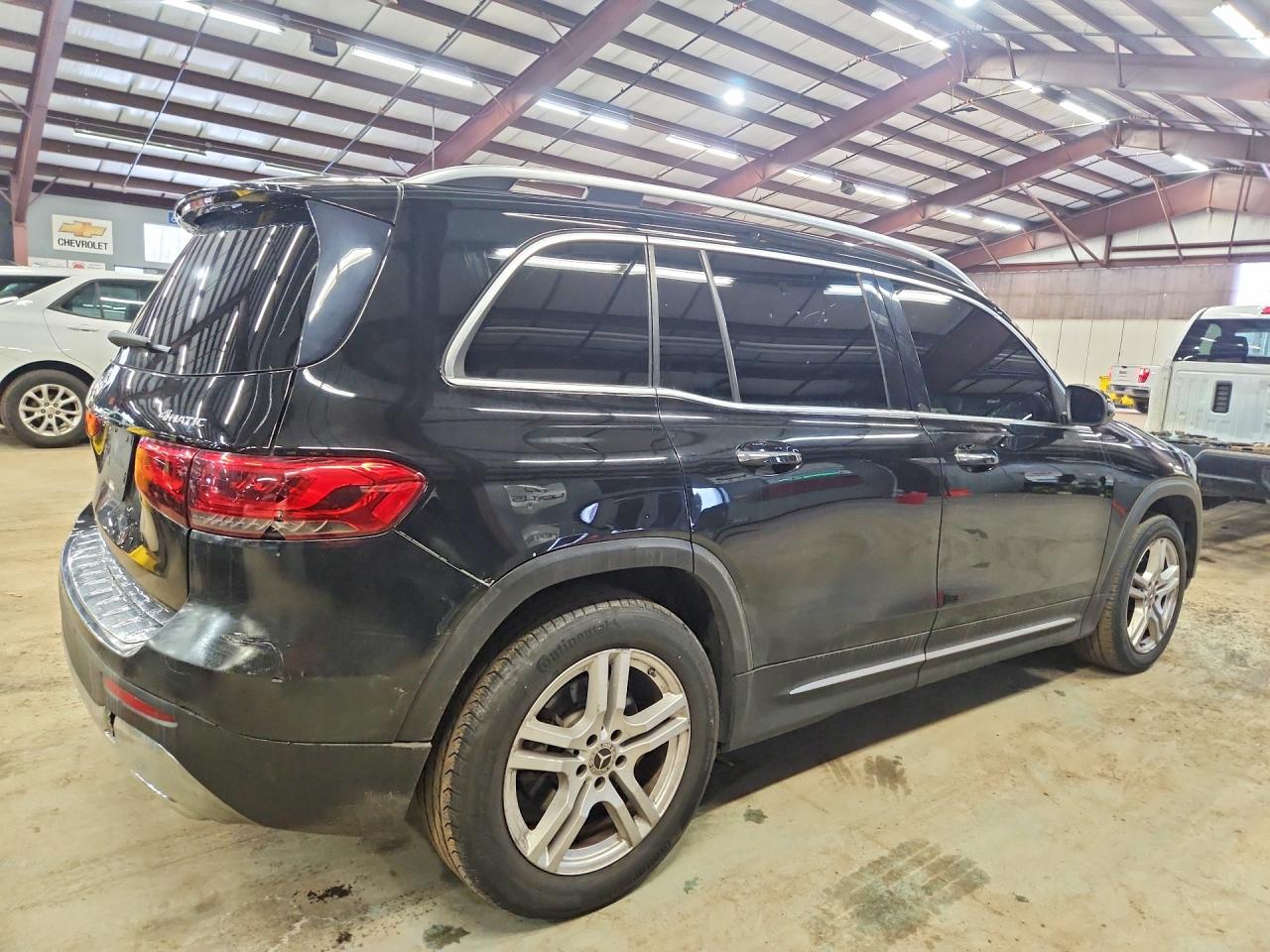 2021 MERCEDES-BENZ GLB 250 4MATIC photo 5
