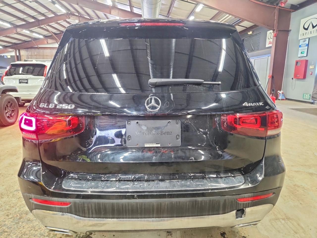 2021 MERCEDES-BENZ GLB 250 4MATIC photo 11