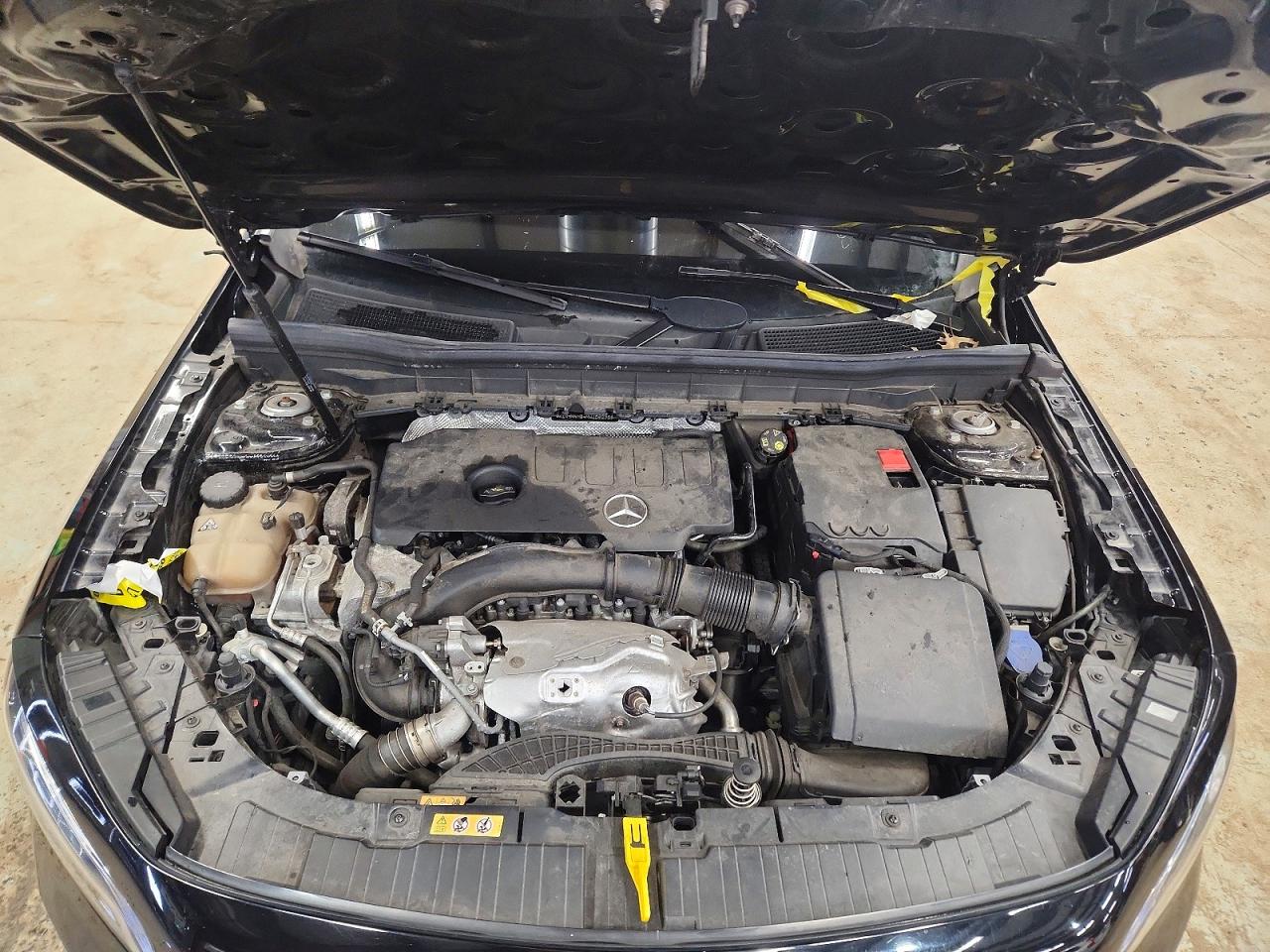 2021 MERCEDES-BENZ GLB 250 4MATIC photo 23