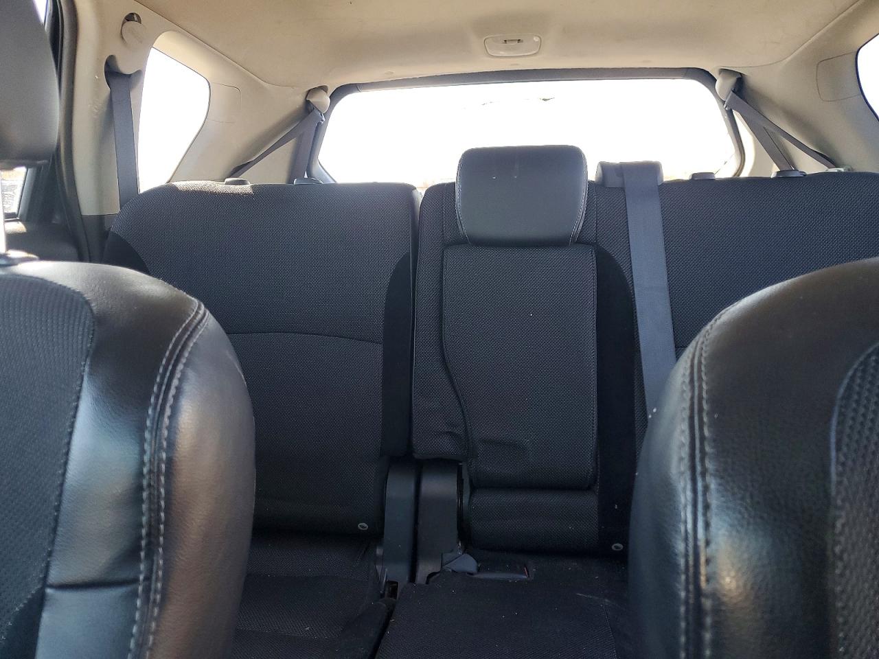2011 MITSUBISHI OUTLANDER SE photo 10