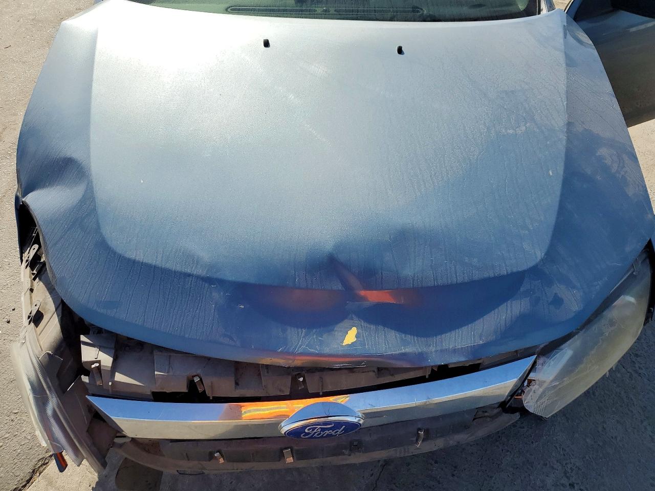 2011 FORD FUSION SE photo 11