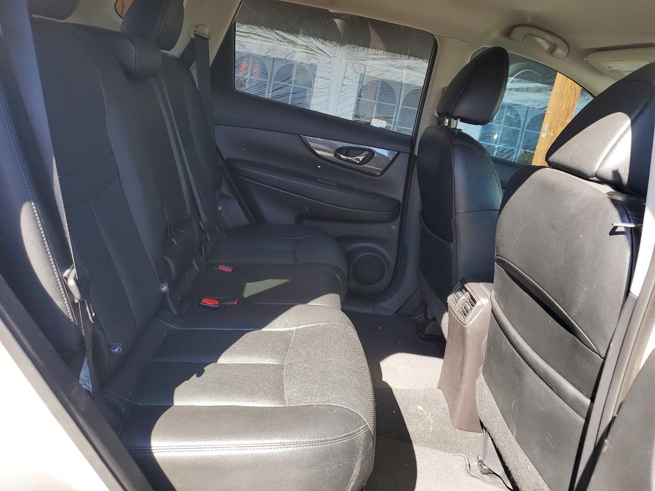 2016 NISSAN ROGUE SL photo 21