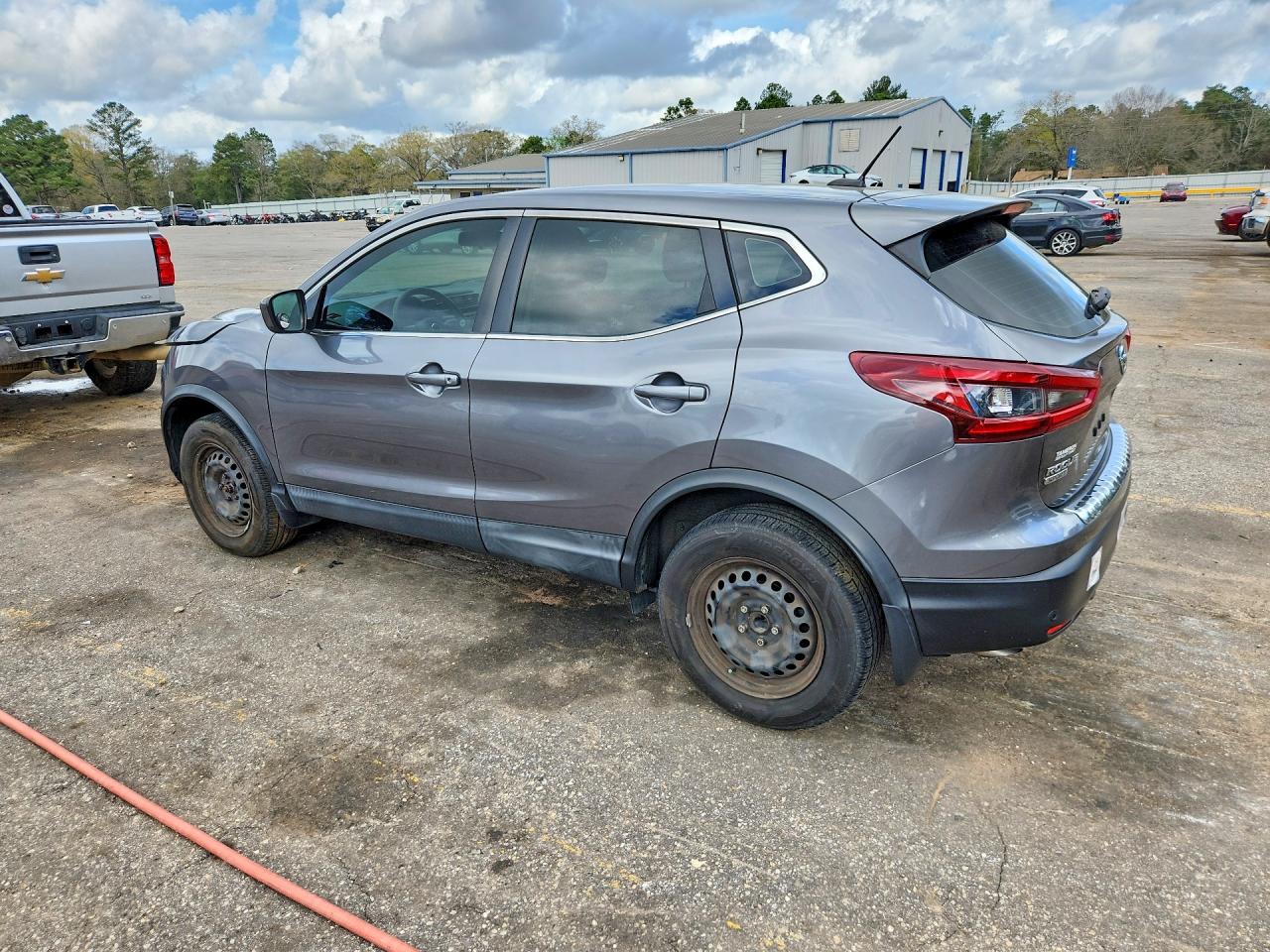 2020 NISSAN ROGUE SPORT S photo 3